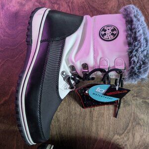 Totes Waterproof Winter Boots – Size 8, New with Tags!